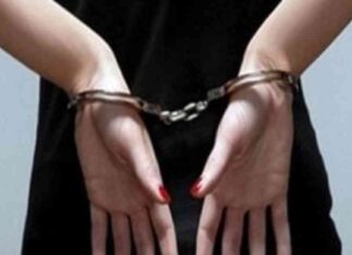 ضبط المتهمة برمي جثة رضيع في صندوق قمامة بقنا