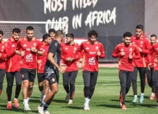 قرار الأهلي بتجميد المستحقات المالية لفريق كرة القدم