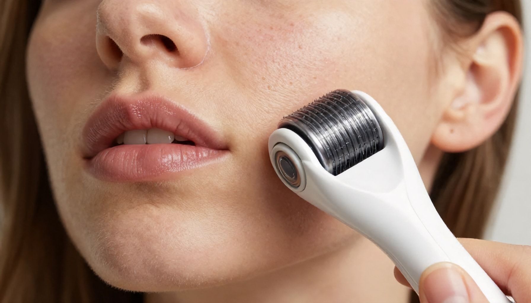 الحقيقة عن استخدام الديرما رولر في المنزل*