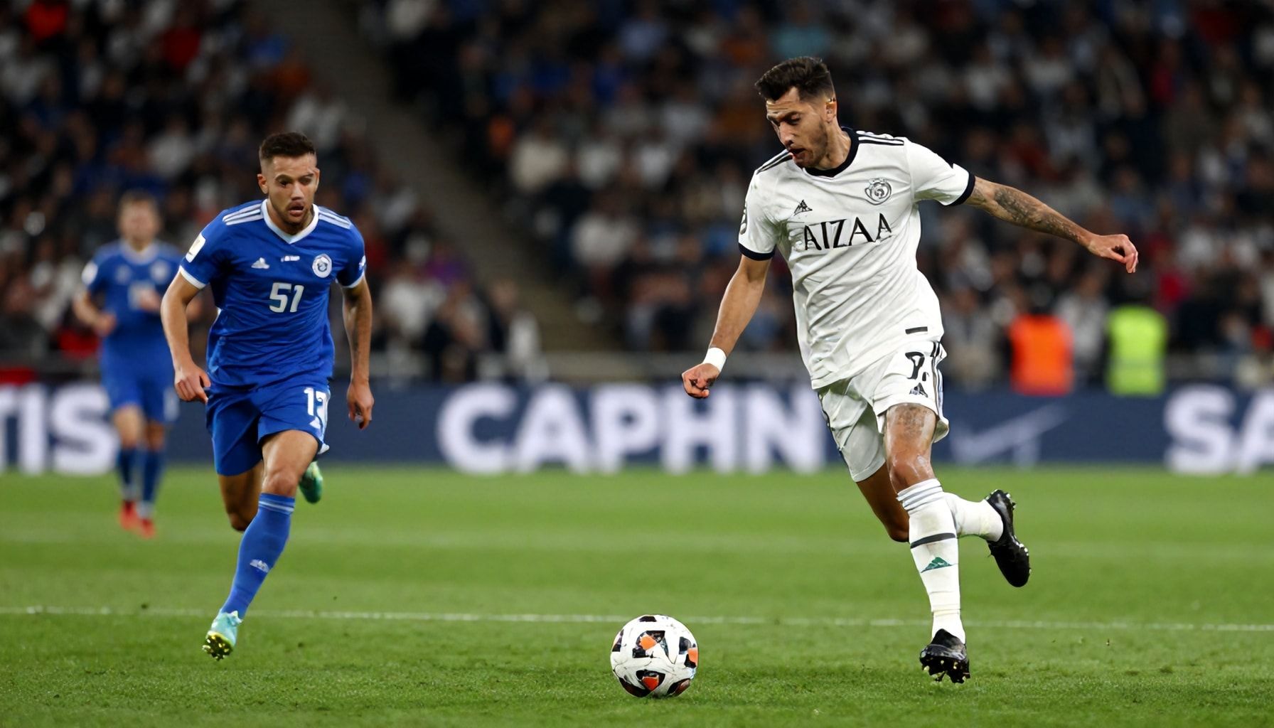 السر وراء دقة كرة القدم: كيف تتفوق على المنافسين