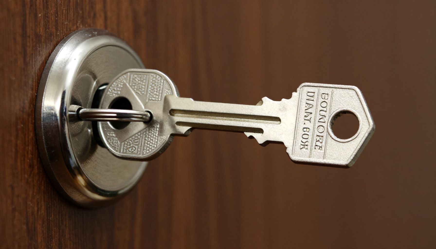 كيف تختار مفتاحًا منزليًا آمنًا وموثوقًا